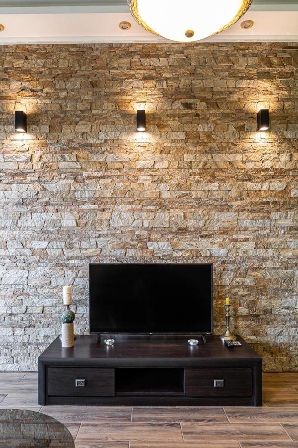 Apartments “U Prawnika” Lviv Kültér fotó